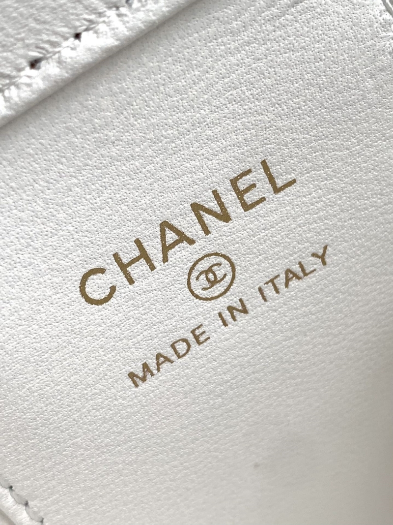 Ch**el cosmetic bags